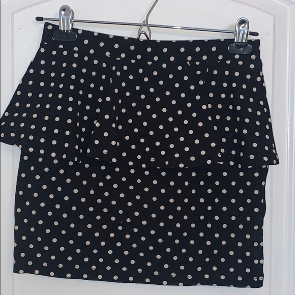 Black & White Polka Dotted Peplum Pencil Skirt - Picture 3 of 3